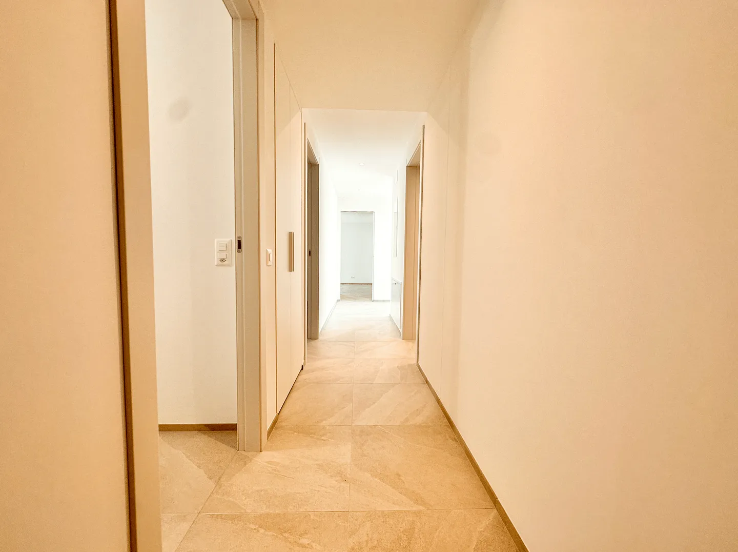 Appartements 3.5 pièces avec jardin privé et vue sur le lac - Tenero - Photo 4 sur 13