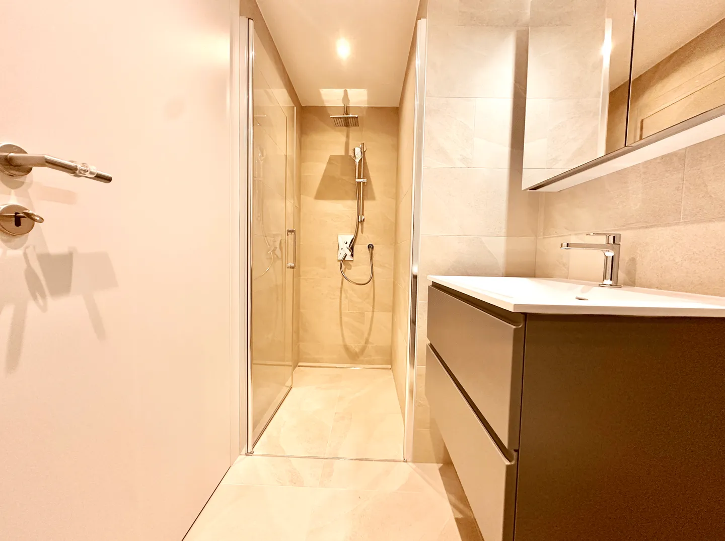 Appartements 3.5 pièces avec jardin privé et vue sur le lac - Tenero - Photo 7 sur 13