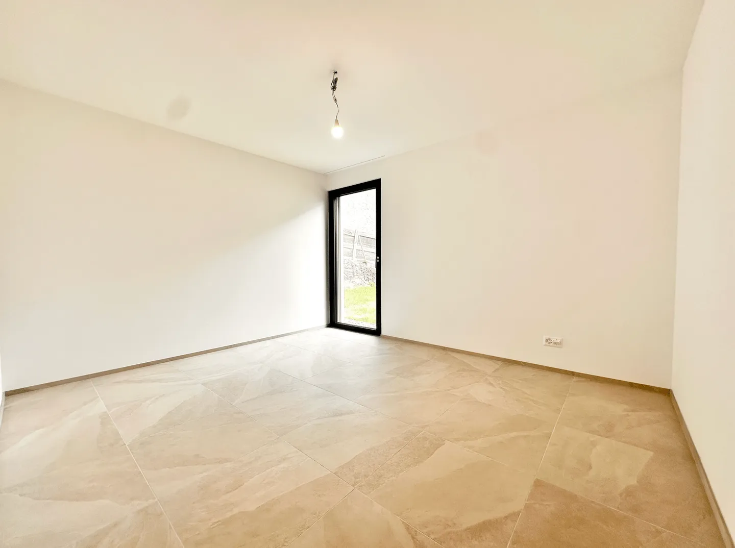 Appartements 3.5 pièces avec jardin privé et vue sur le lac - Tenero - Photo 9 sur 13