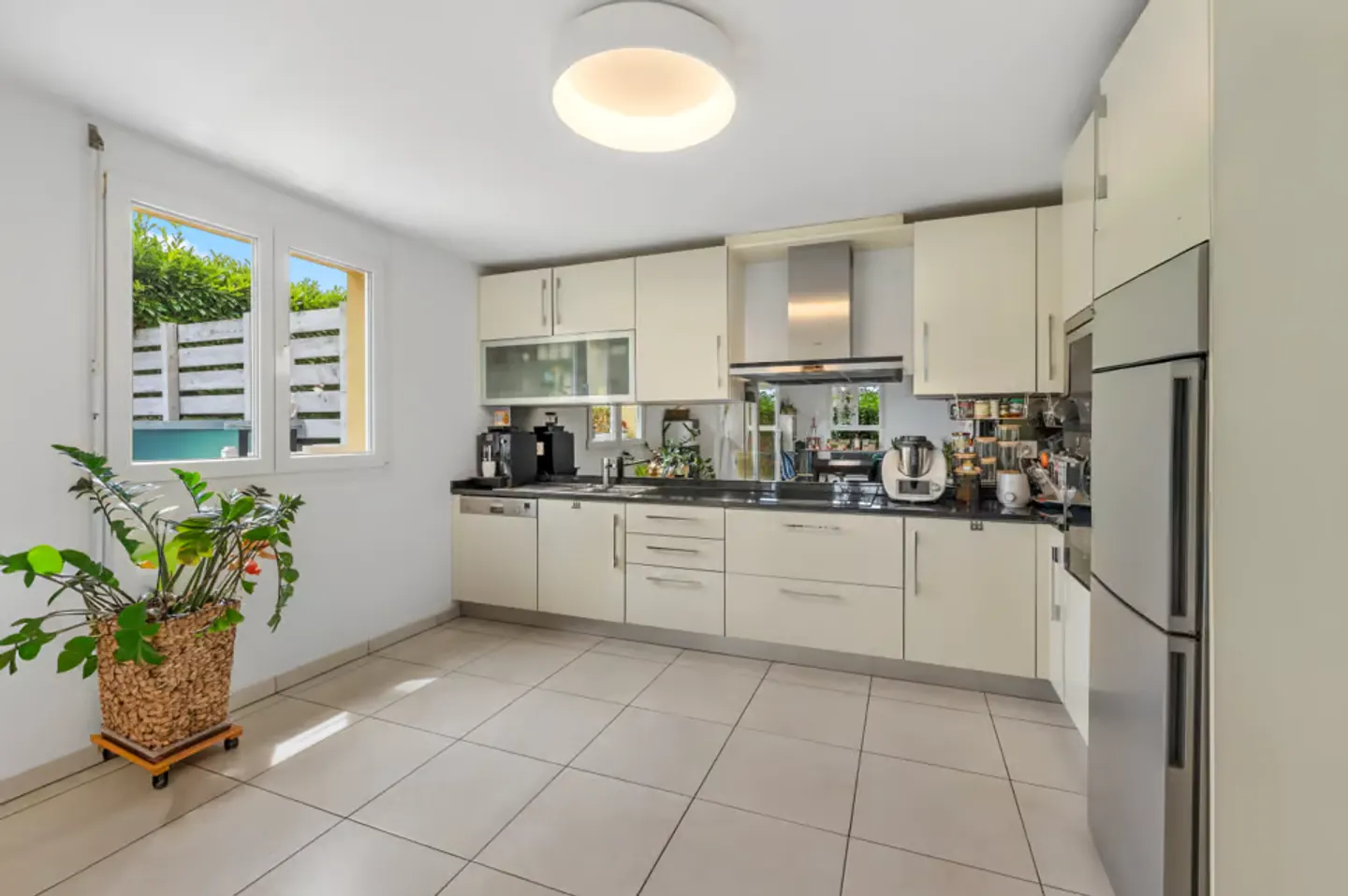 Helles 4,5-Zimmer-Apartment mit Garten in Léchelles - Foto 4 von 13