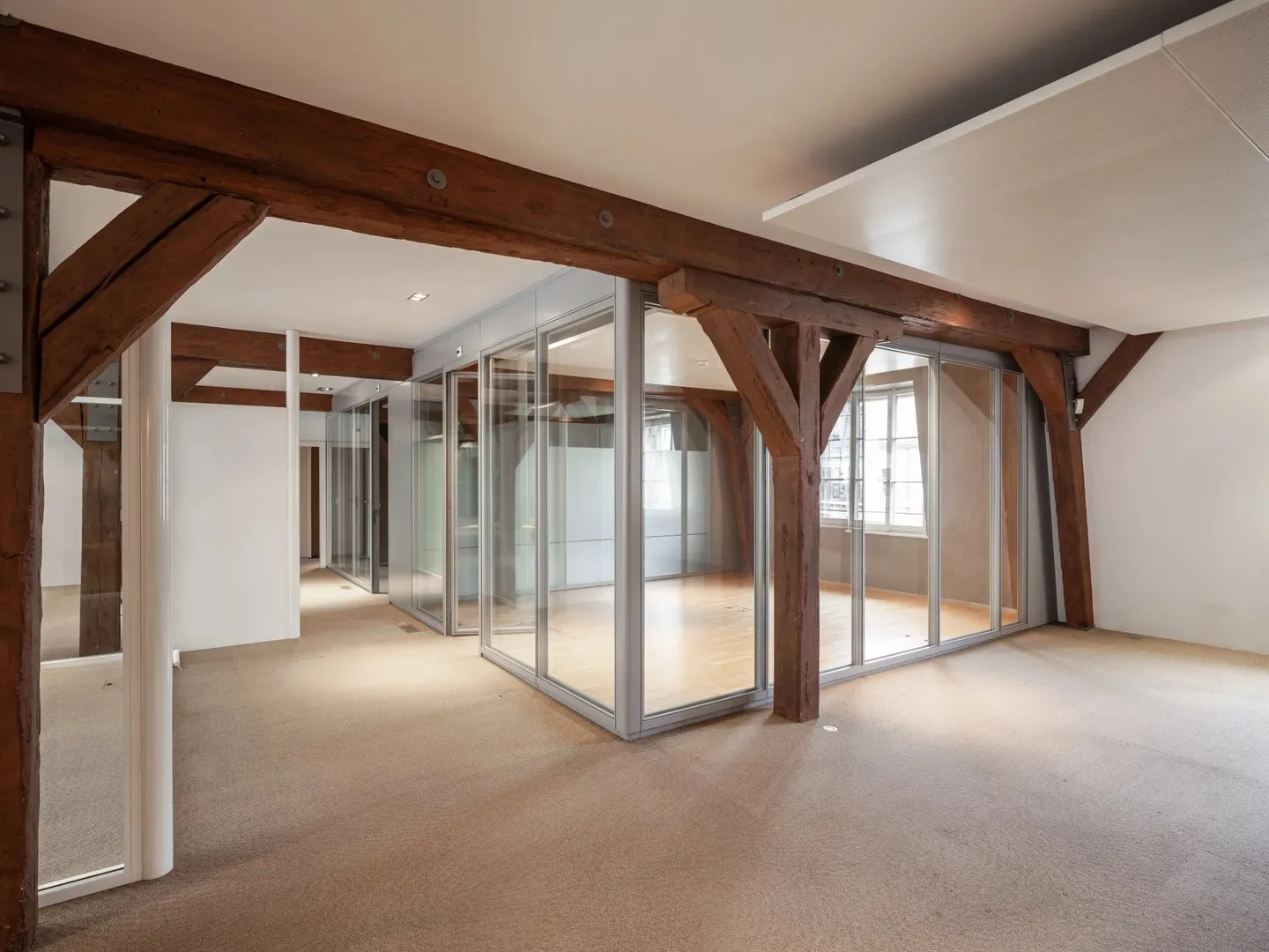 Espace de Bureau Modulaire au Centre - Photo 1 sur 10