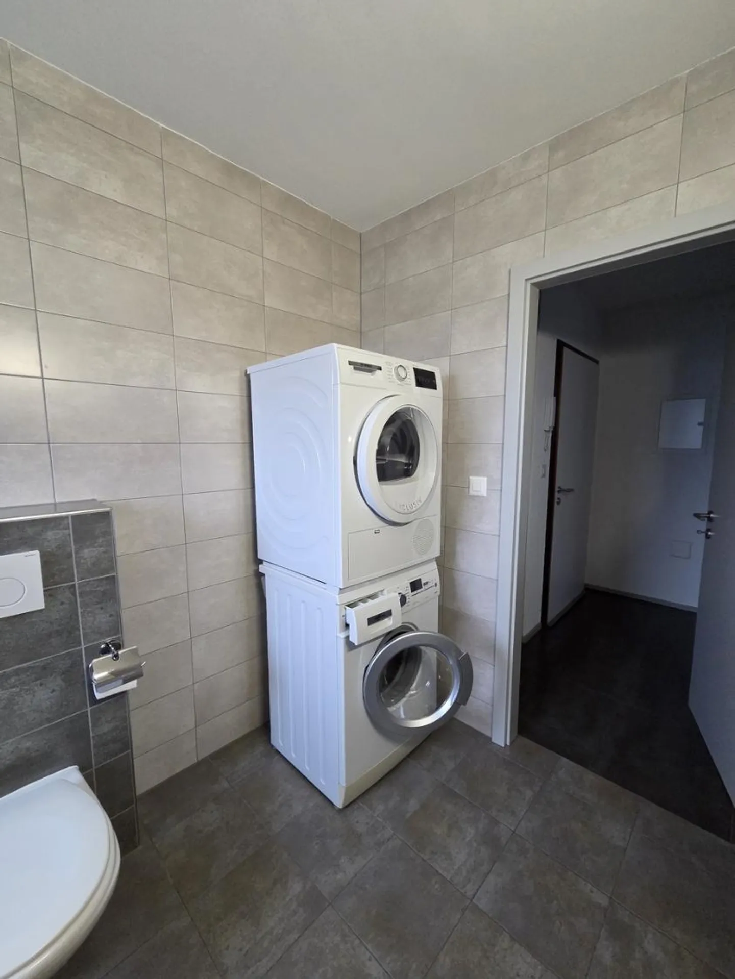 Appartamento 4,5 locali di 107 m2 al 2° piano con ascensore - Foto 3 di 10