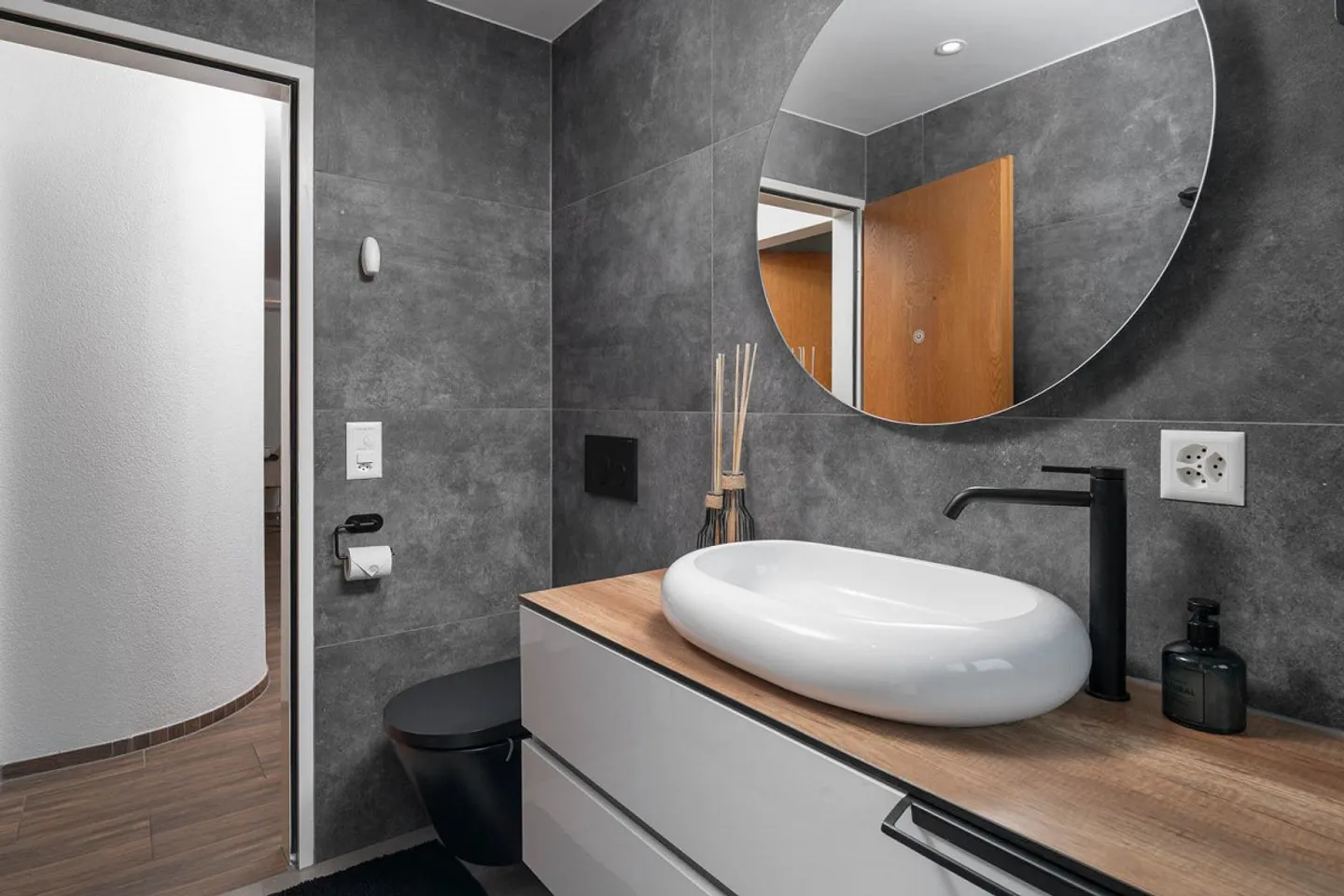 Apartment for rent - Photo 13 of 15