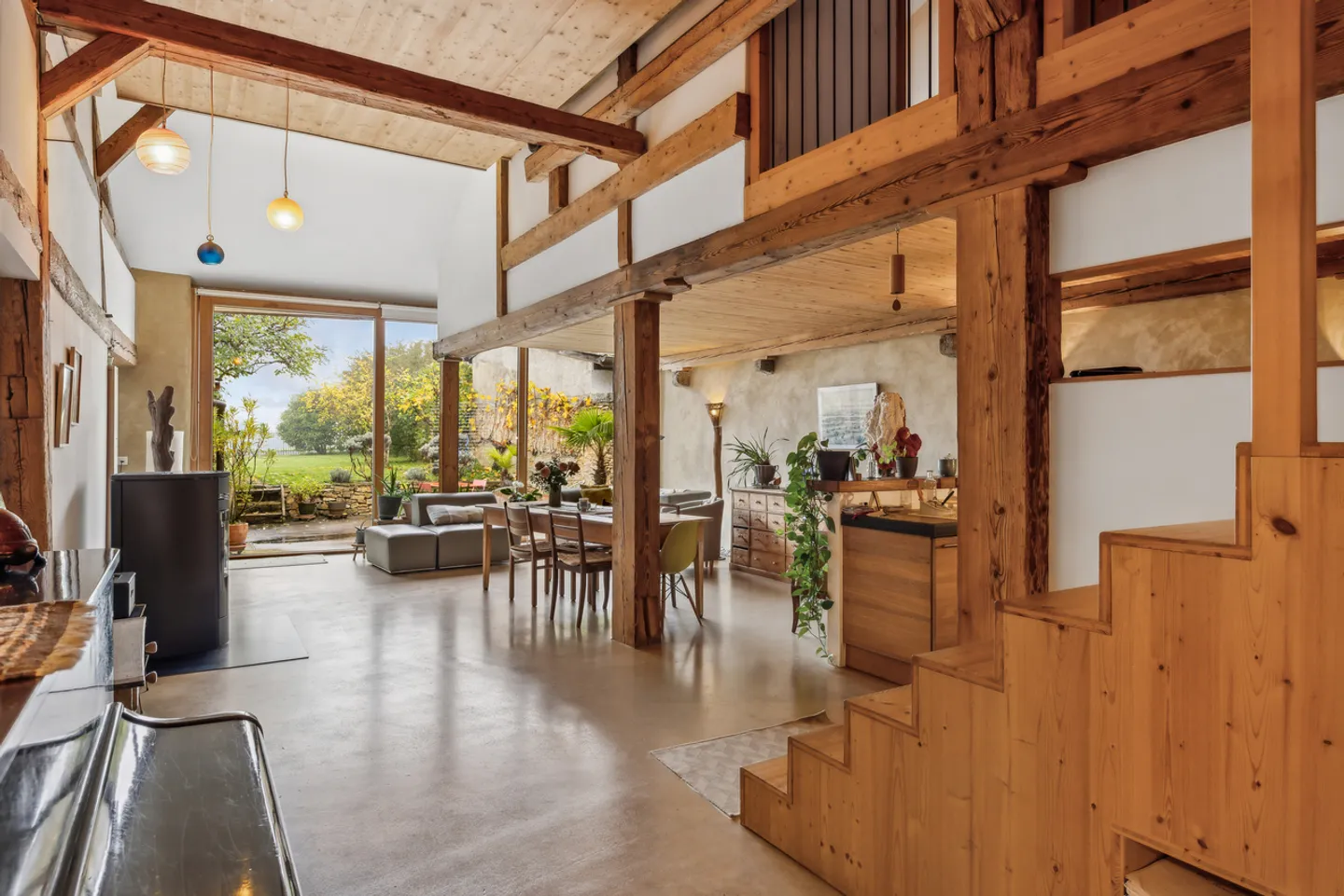 Magnificent village house dating from the 18th century! - Photo 2 of 16