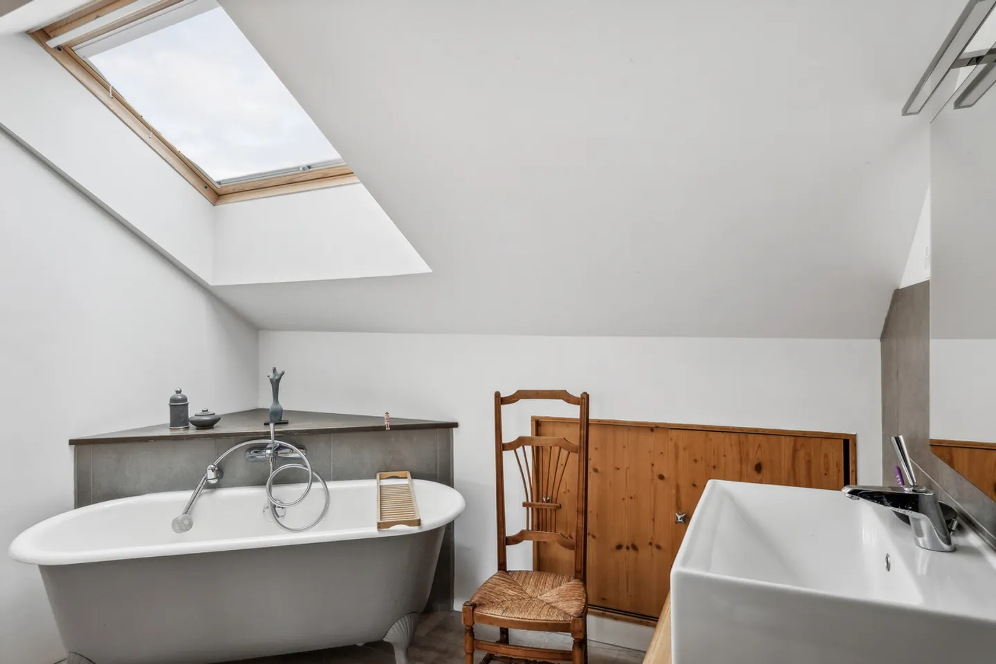 Magnificent village house dating from the 18th century! - Photo 9 of 16