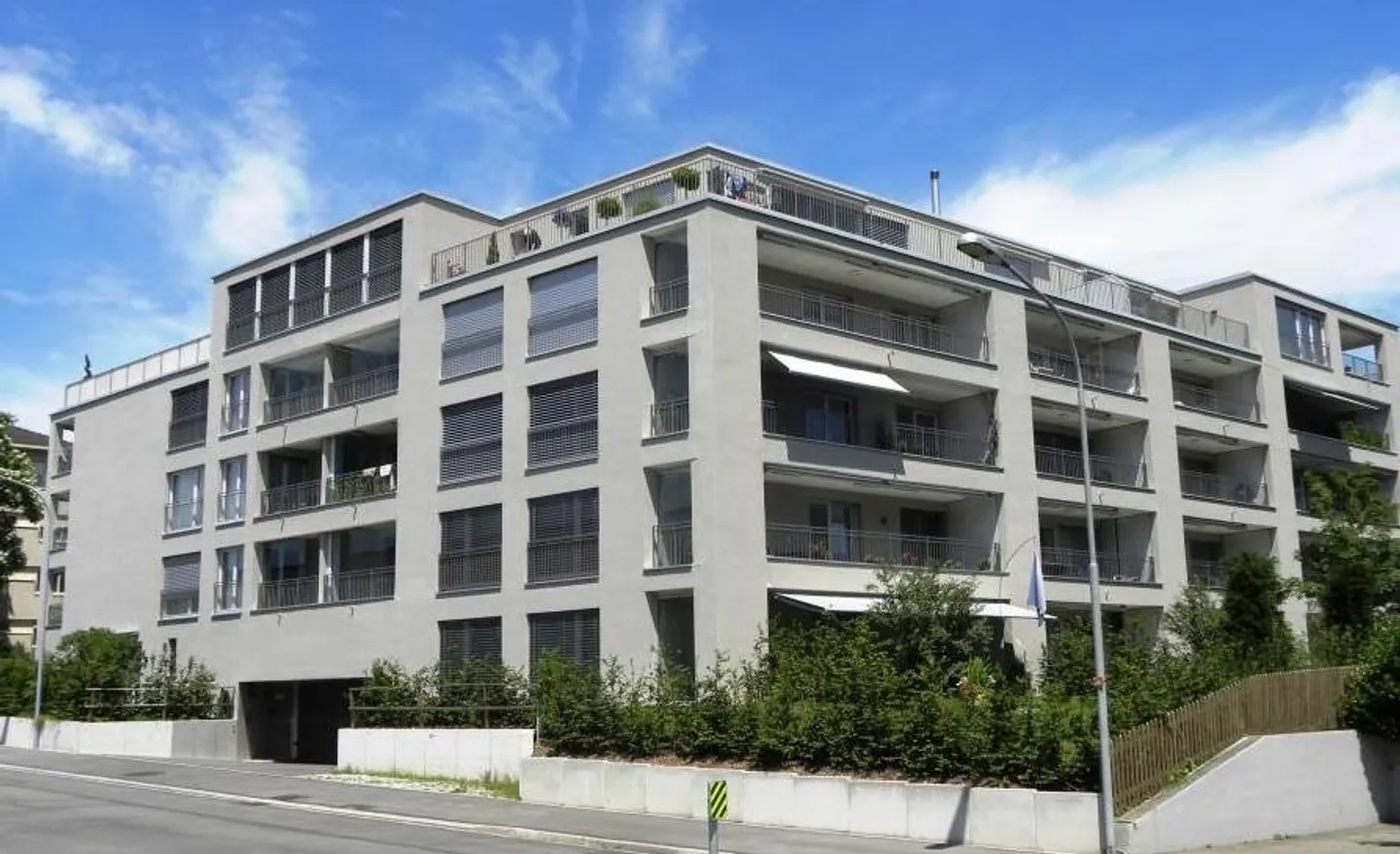 Appartement spacieux dans un quartier calme - Photo 1 sur 9