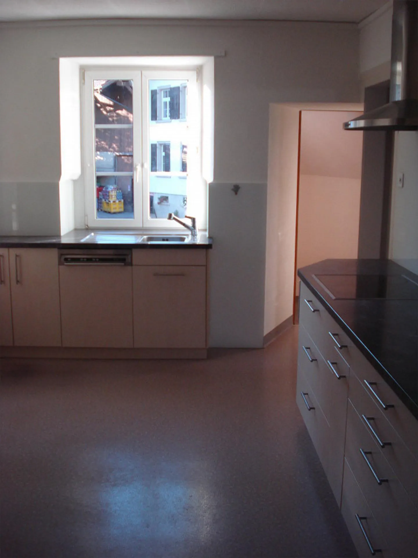 Charmante Wohnung in Maisprach - Foto 3 von 10