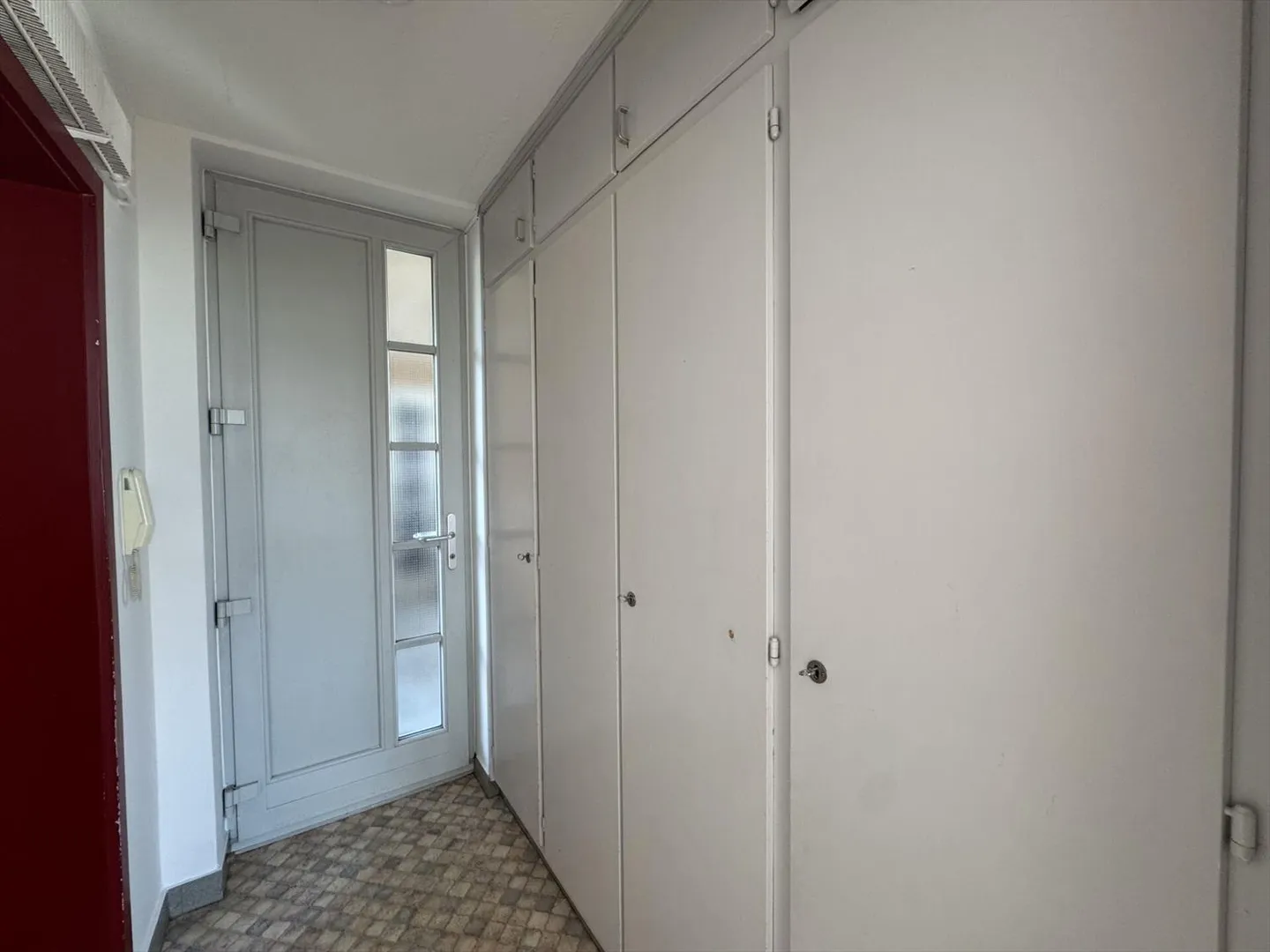 Wohnung mit 2.5 Zimmern im 3. Stock - Foto 3 von 5