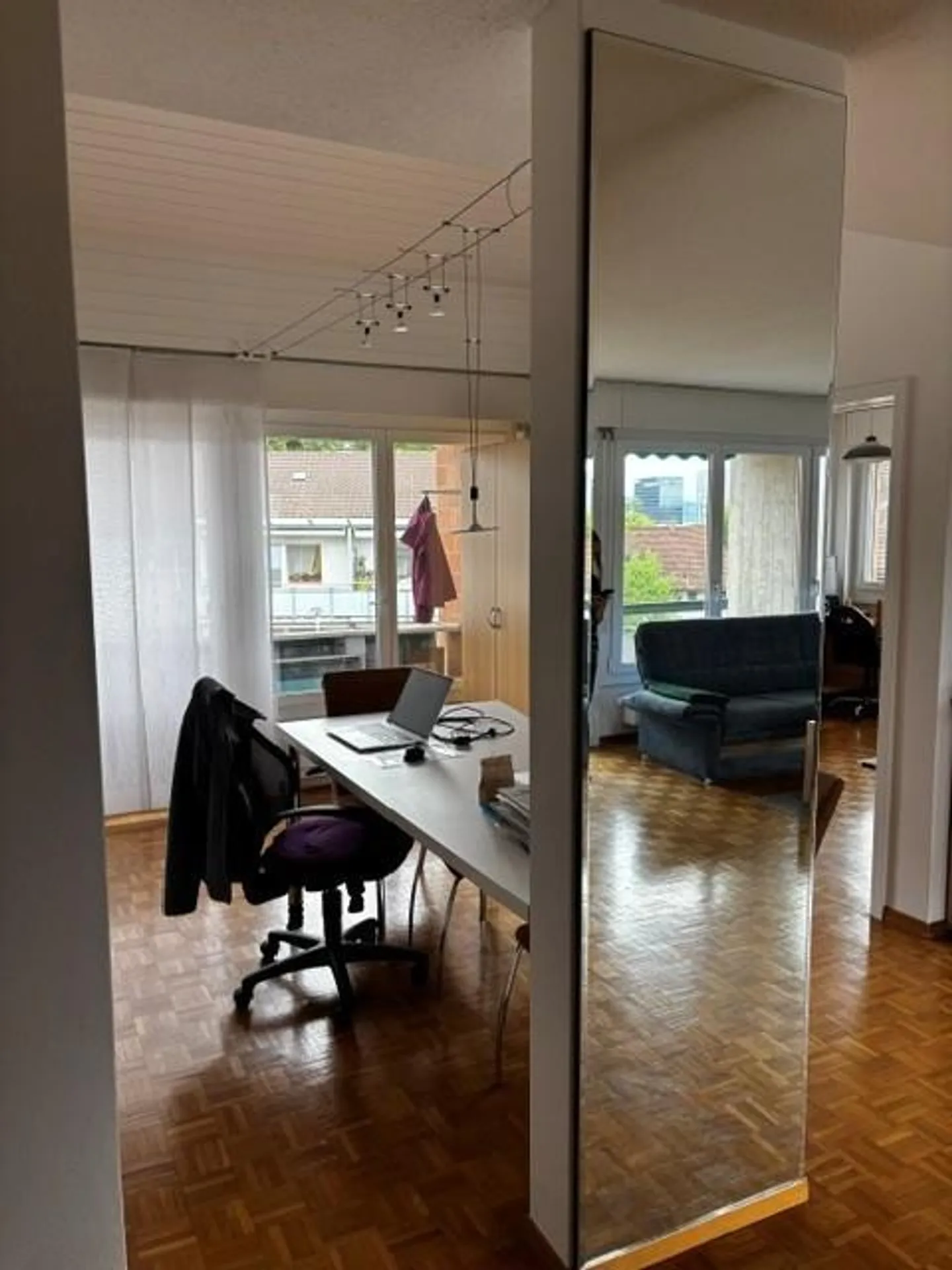 Appartement moderne avec beaucoup de sensation d'espace, balcon ensoleillé et belle vue - Photo 9 sur 11