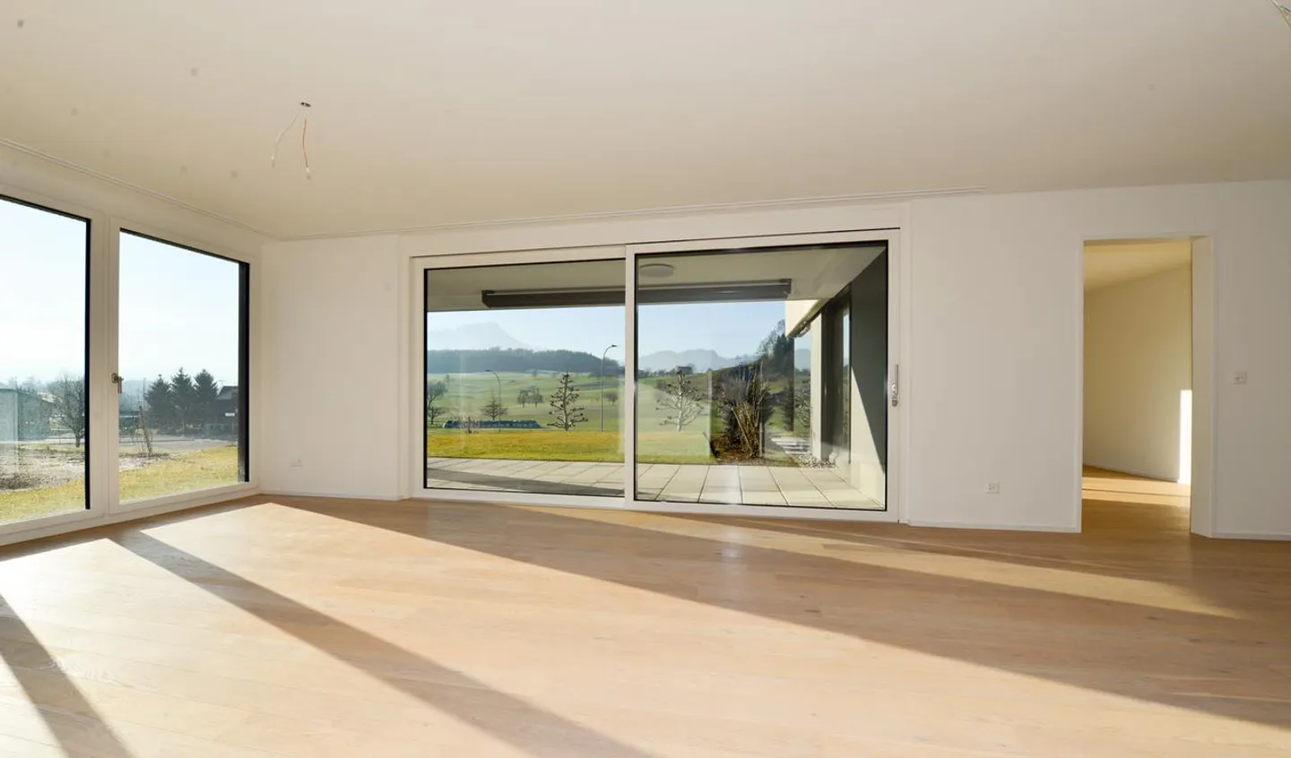 Ampio appartamento giardino di 2½ locali nel Felmispark - Foto 2 di 10