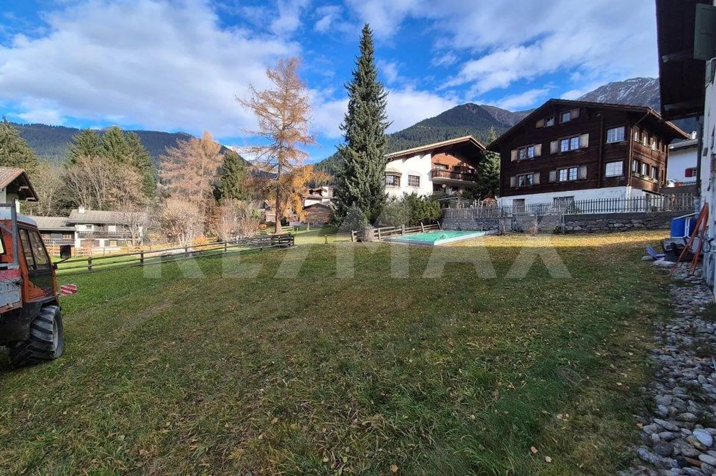 Mehrfamilienhaus mit Umschwung - Foto 7 von 7