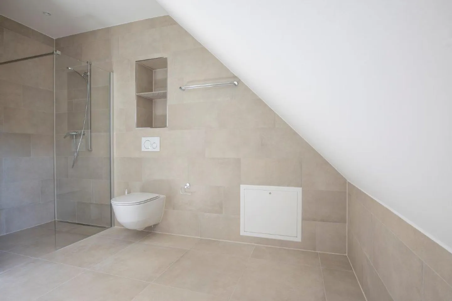 Appartement neuf lumineux et moderne dans un emplacement calme - Photo 10 sur 12