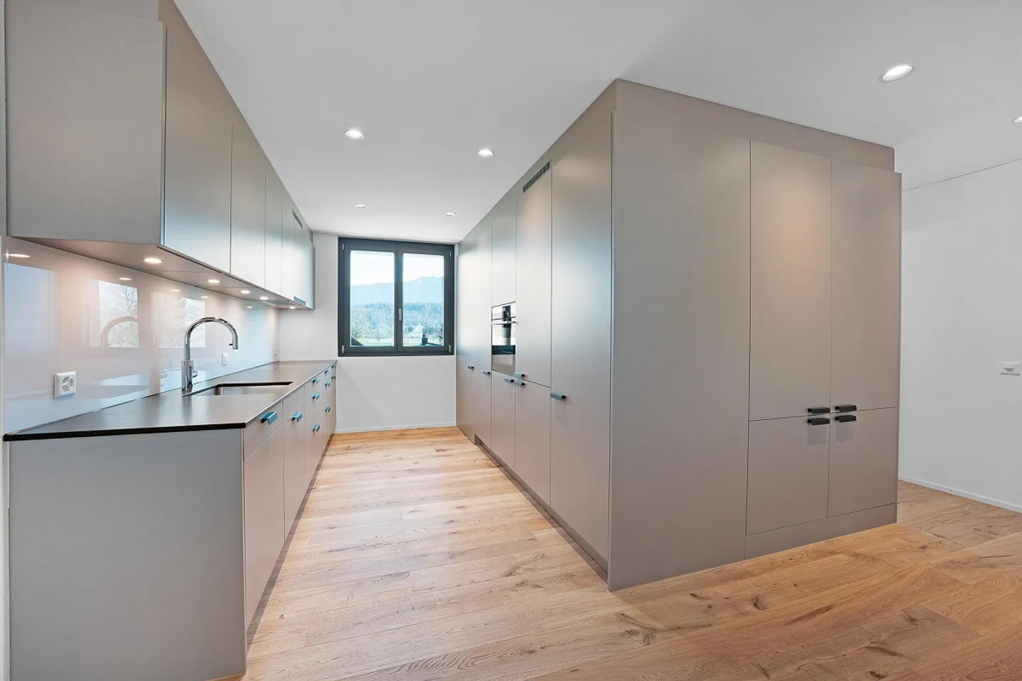 Modernes Erdgeschosswohnung - Foto 3 von 13