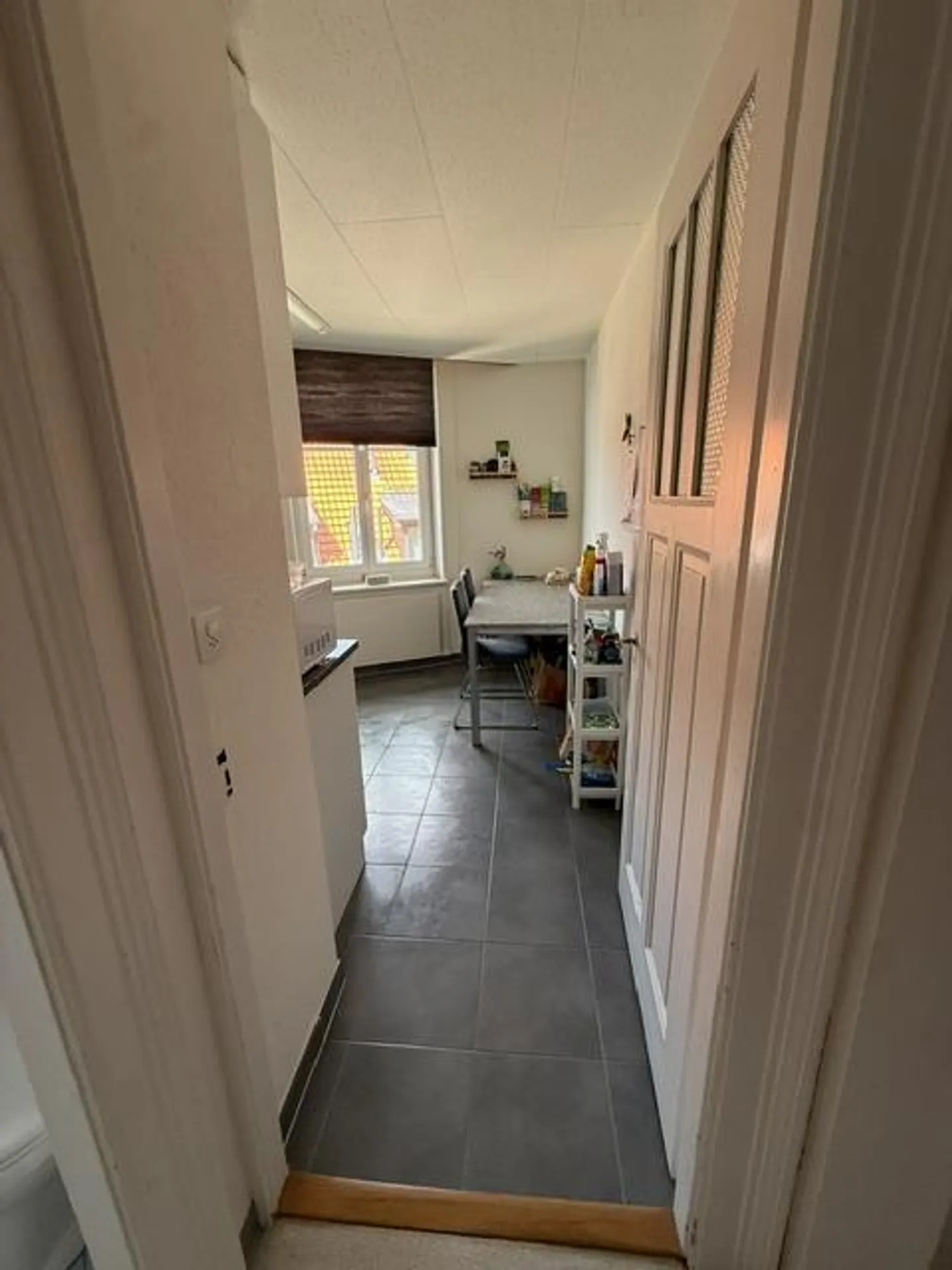 Very nice, bright 4-room old building apartment - Photo 9 of 12