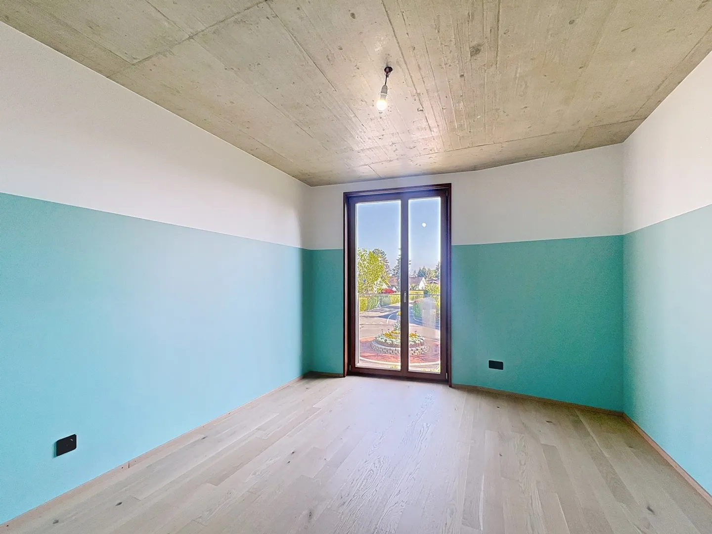 Appartement moderne avec grande terrasse - Photo 7 sur 8