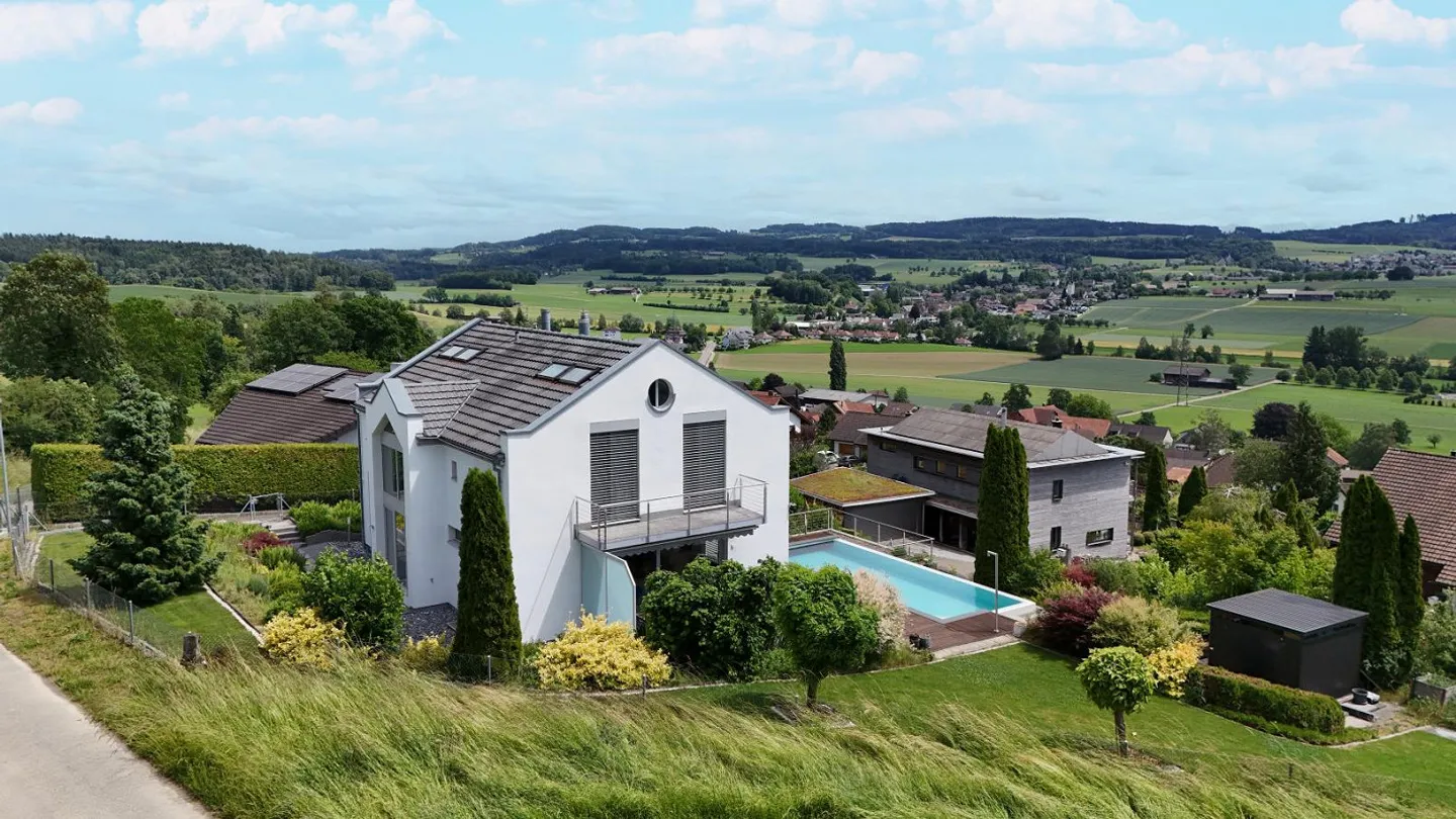 Villa architettonica con panorama e piscina a sfioro - dove architettura, natura e comfort si incontrano - Foto 28 di 30