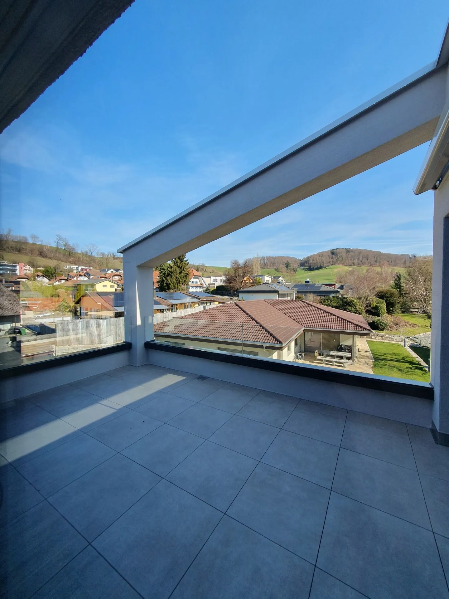 Affitto: Appartamento mansardato 2.5 locali - Foto 5 di 9