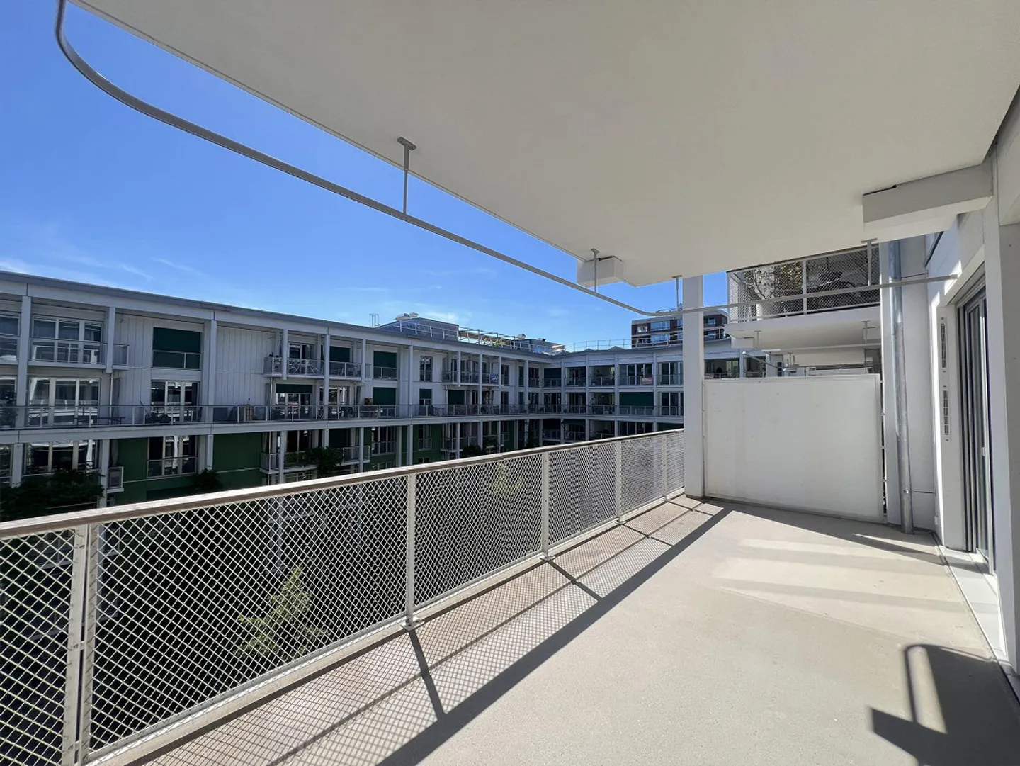 Appartement moderne de 3,5 pièces au centre-ville - Photo 5 sur 13