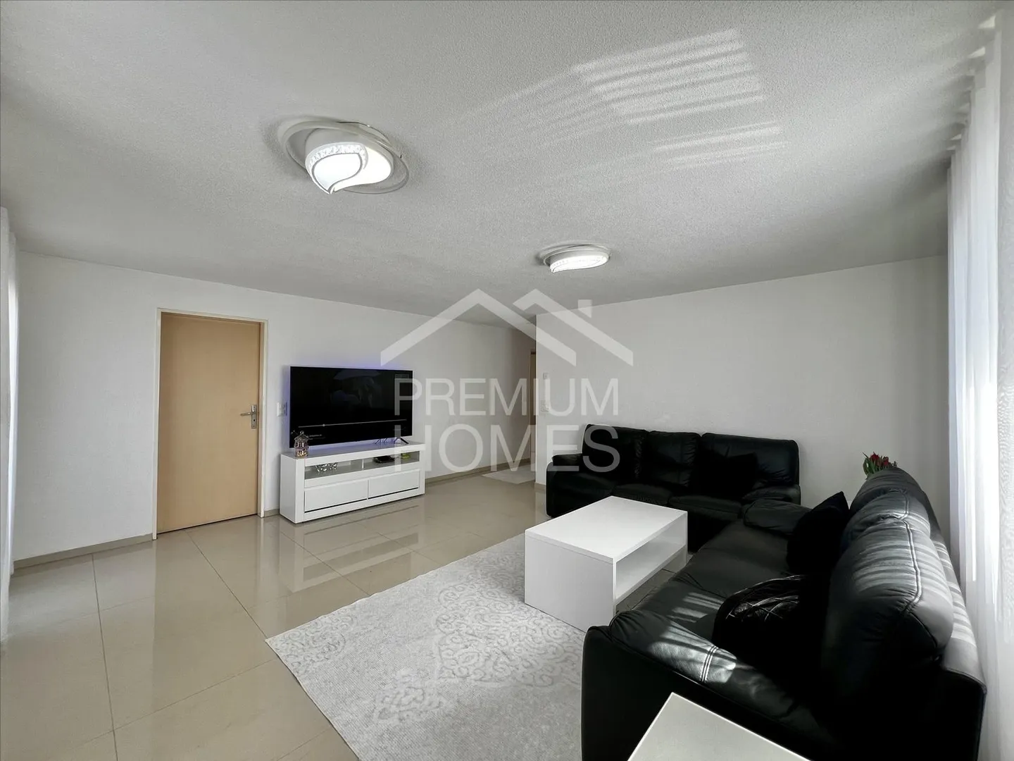 Maison multifamiliale entièrement louée dans un emplacement central - Photo 3 sur 7