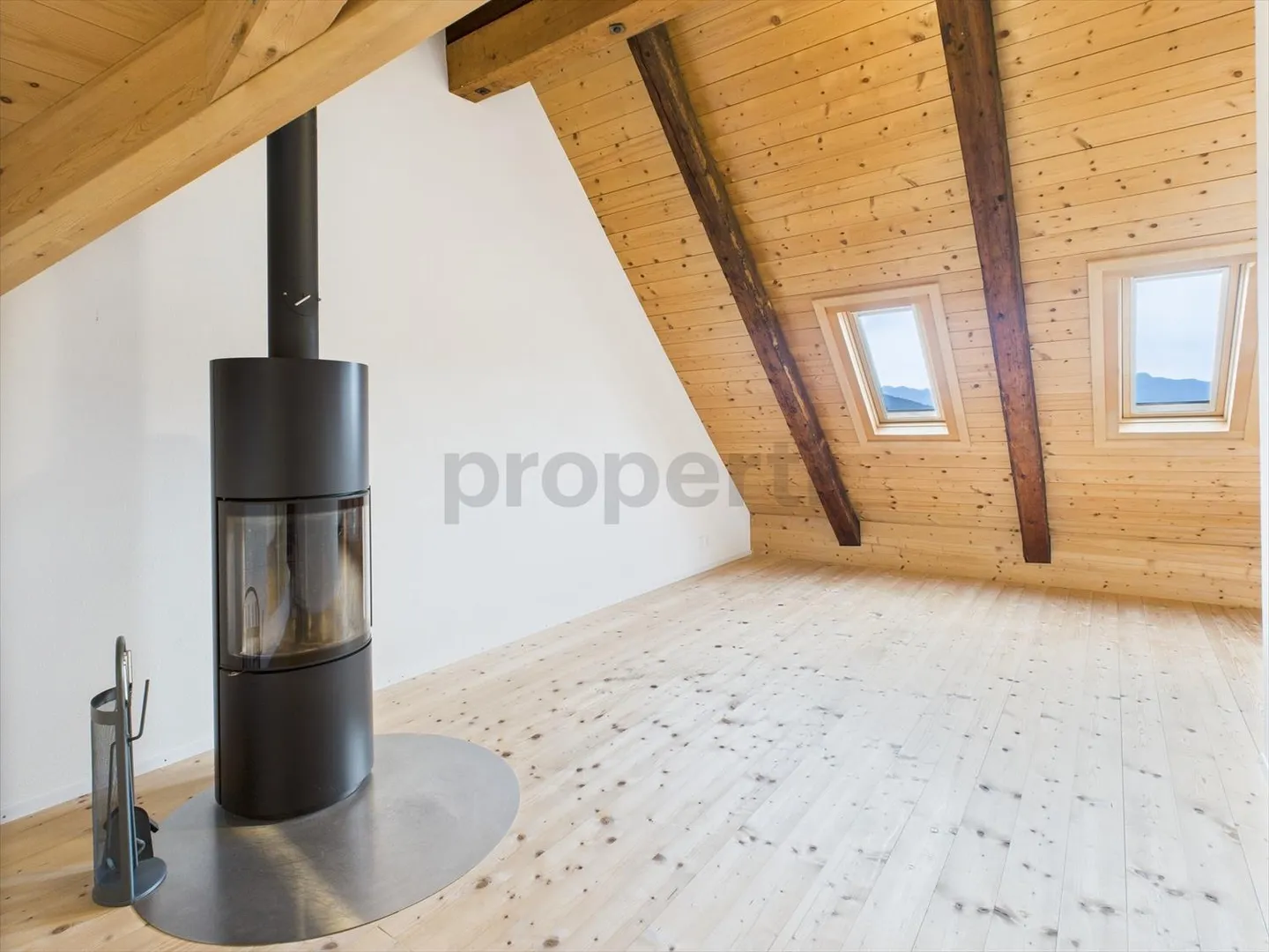 Historical Living Meets Modern Comfort - 4-Room Apartment in Grosshöchstetten, BE - Photo 6 of 10