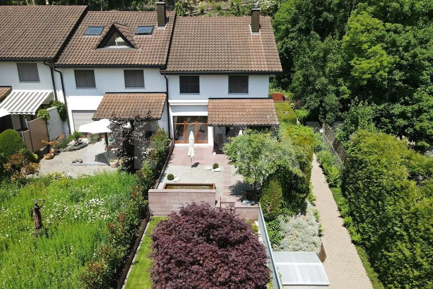 Maison familiale avec jardin idyllique et potentiel d'extension - Photo 1 sur 13