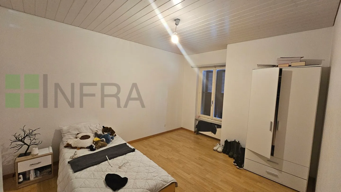 Apartment - Photo 9 of 13