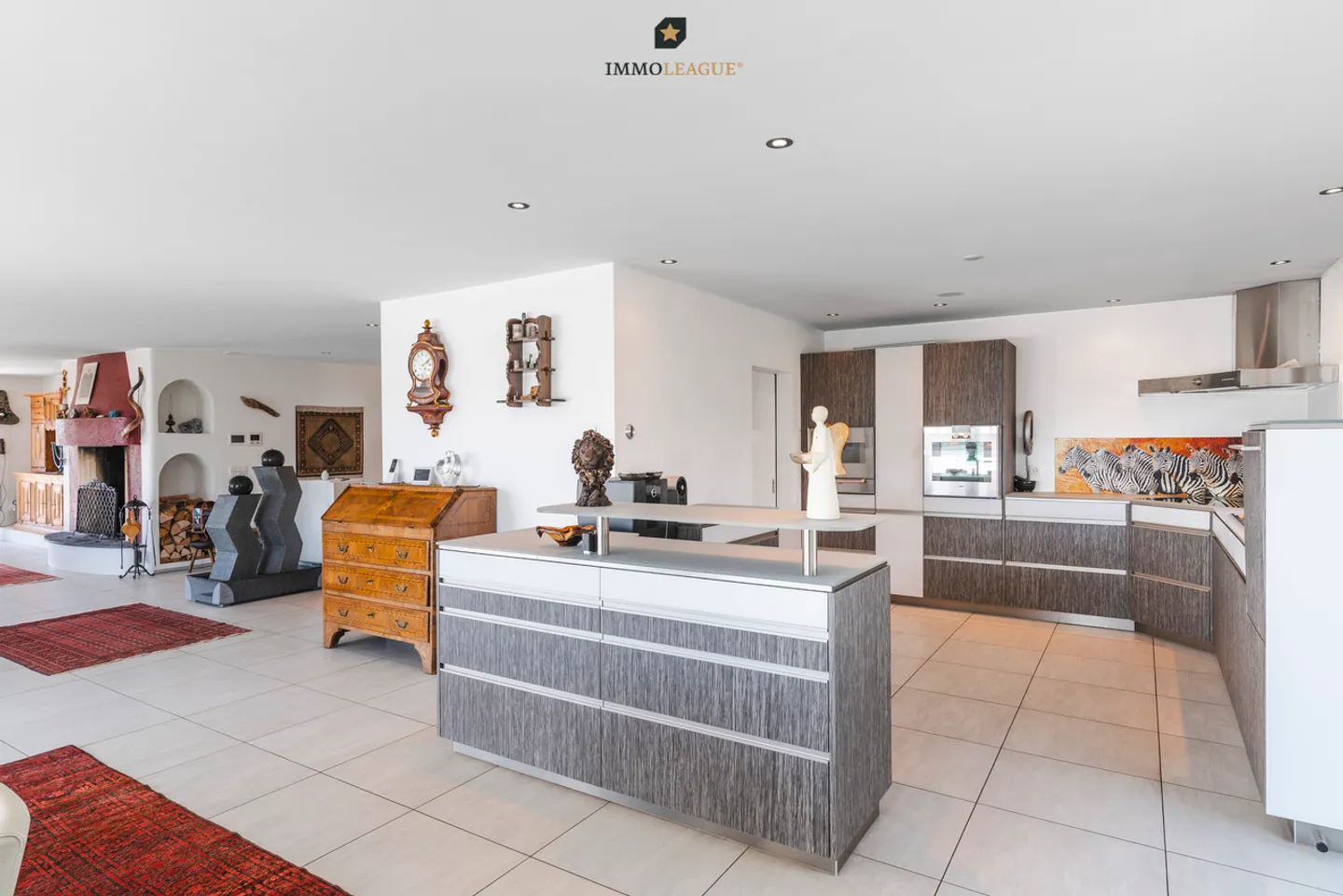 Atmosfera da attico raffinata con stile - Foto 4 di 9