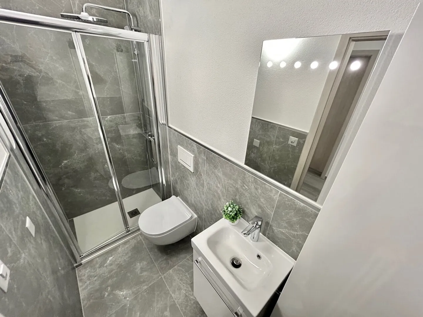 3.5 Zimmer zur Miete in Locarno - zentrale und gut erschlossene Lage - Foto 8 von 12