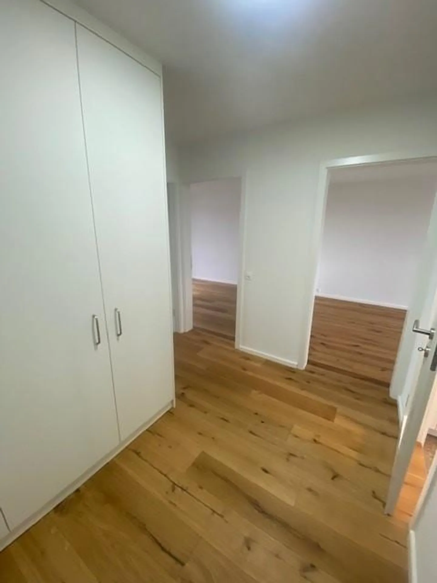 Appartement rénové avec vue - Photo 5 sur 9