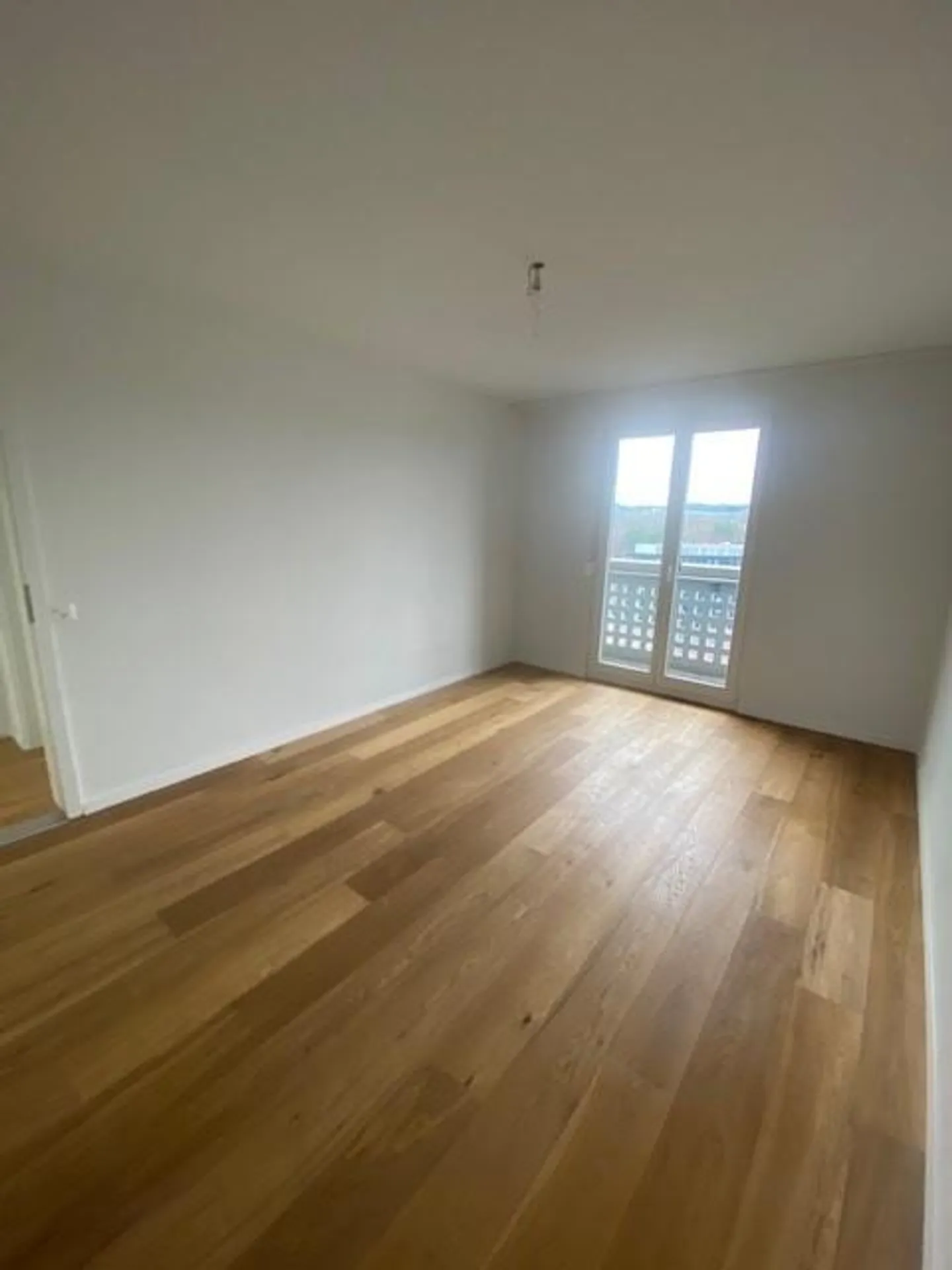 Appartement rénové avec vue - Photo 6 sur 9