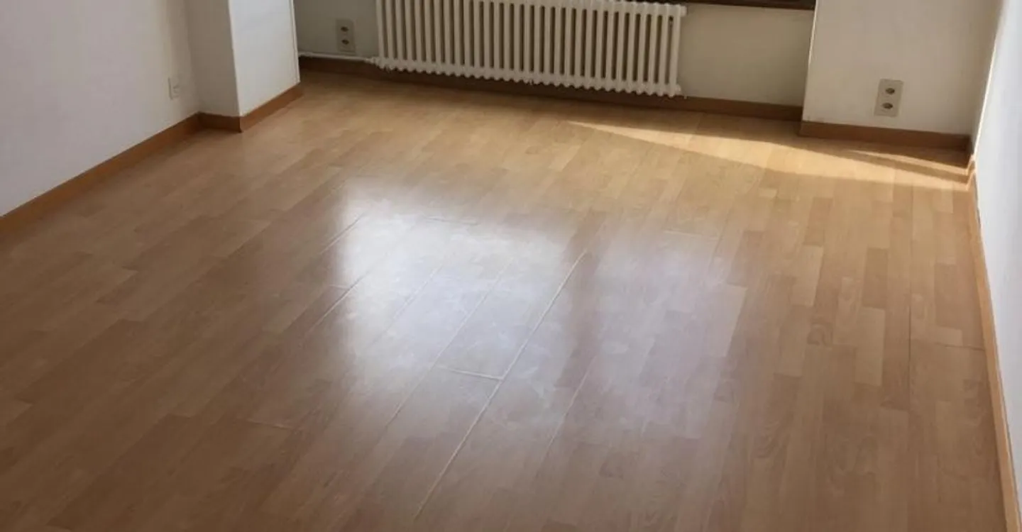 Joli Appartement avec Balcon - Photo 5 sur 8