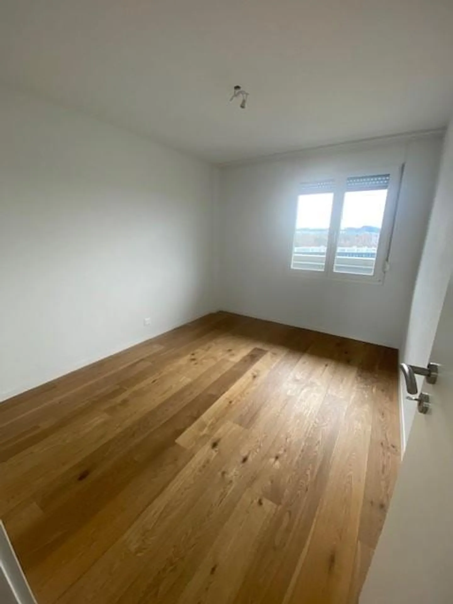 Appartement rénové avec vue - Photo 7 sur 9