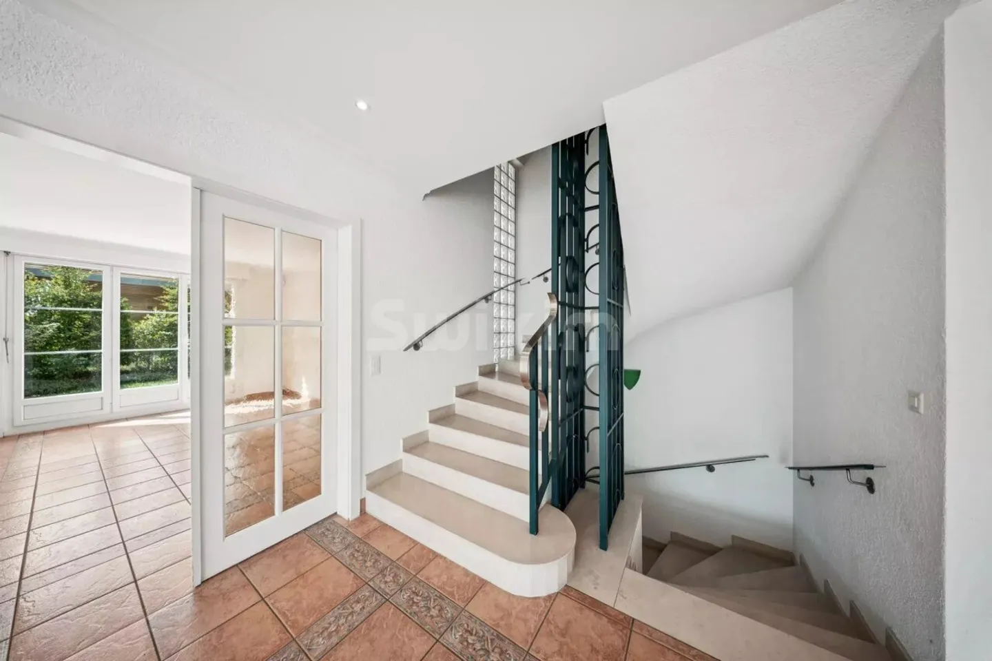 Exceptional individual villa with 7 bedrooms - Photo 4 of 10