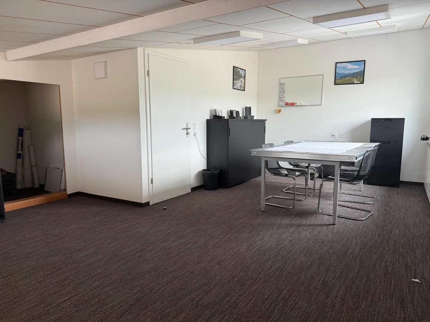 Industrial Hall with Office - Photo 8 of 11