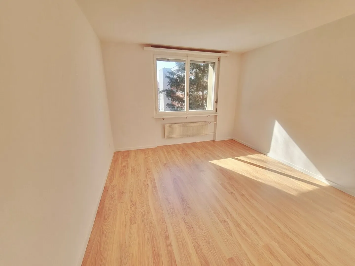 Geräumige Wohnung mit Grünblick - Foto 5 von 8