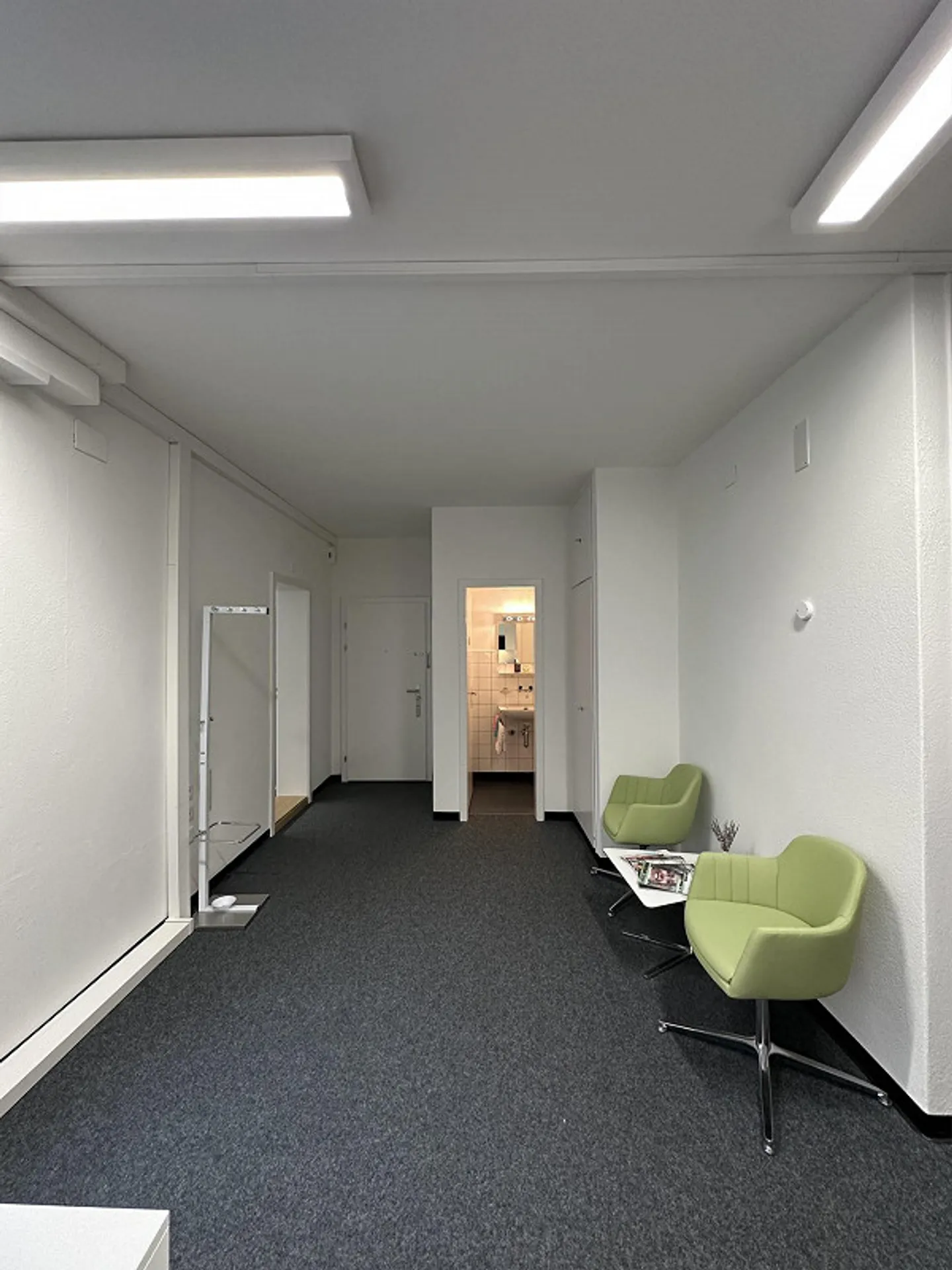Bureau moderne et lumineux au cœur de Berne - Photo 2 sur 11