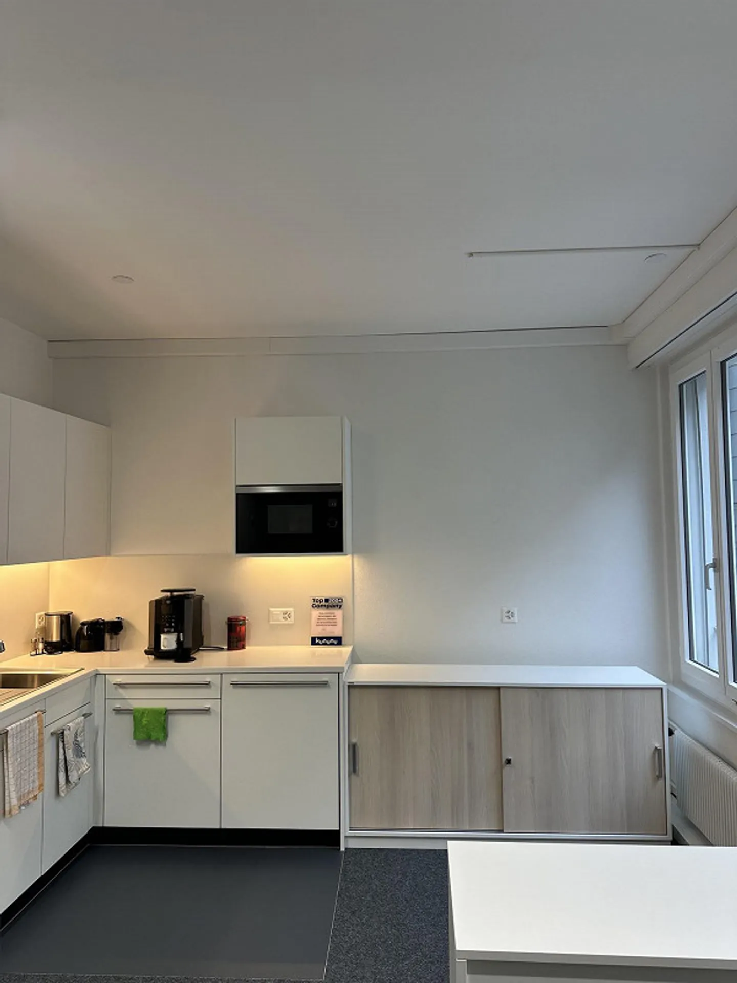 Bureau moderne et lumineux au cœur de Berne - Photo 5 sur 11