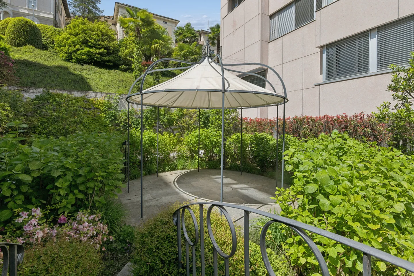 Élégance contemporaine sur le lac de Lugano - Photo 16 sur 17