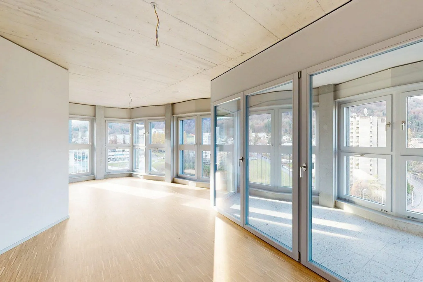 URBAN & ELEGANT: First Rental "SPHINX" - Photo 2 of 7