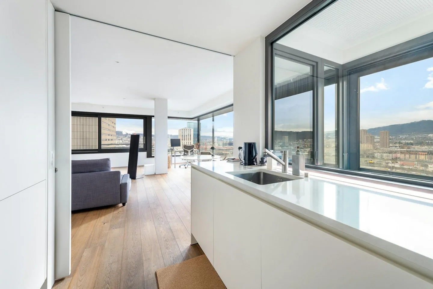 Skyline Wohnung in Zürich - Foto 5 von 13