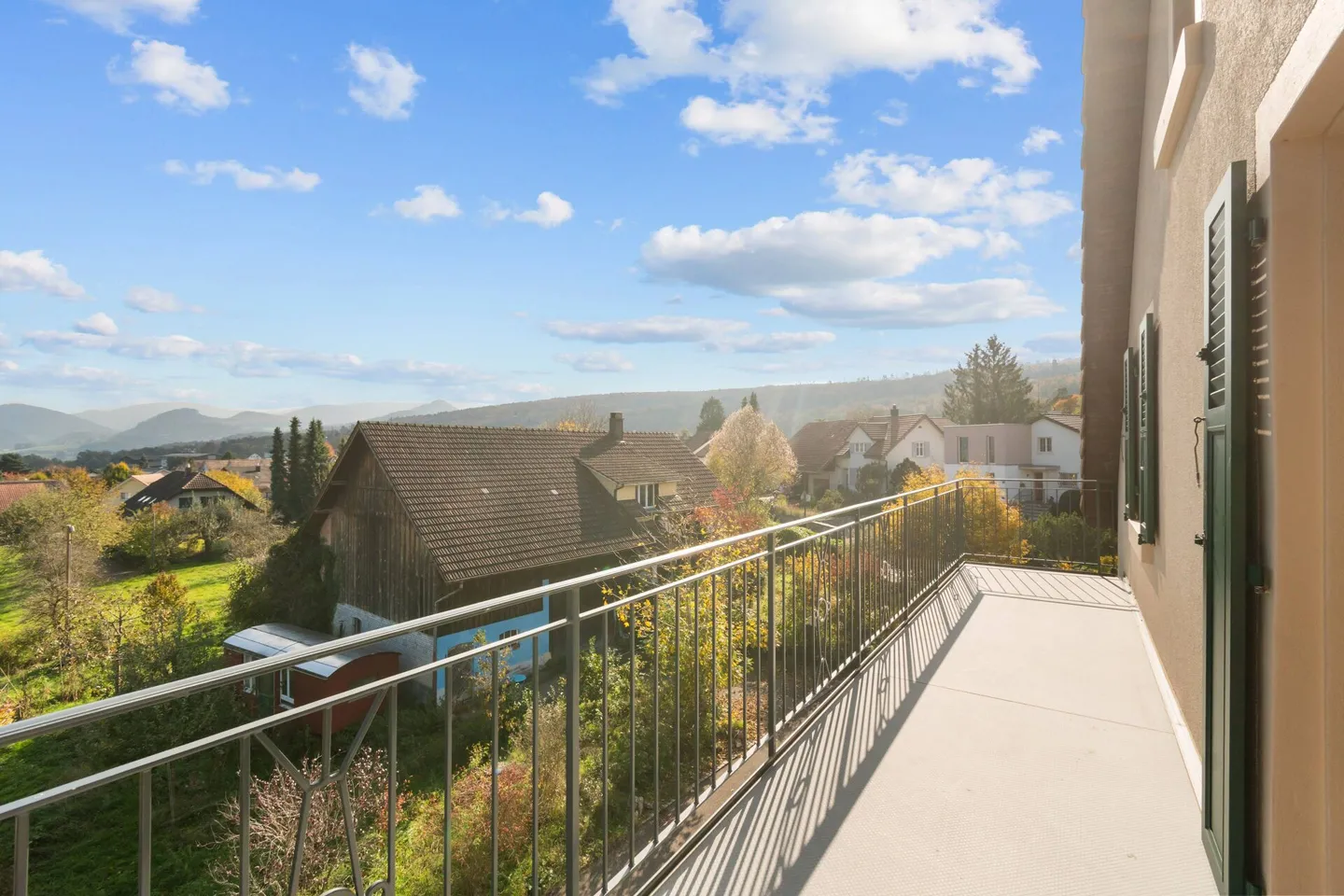 Attico su più piani con balcone e vista fantastica! - Foto 5 di 15