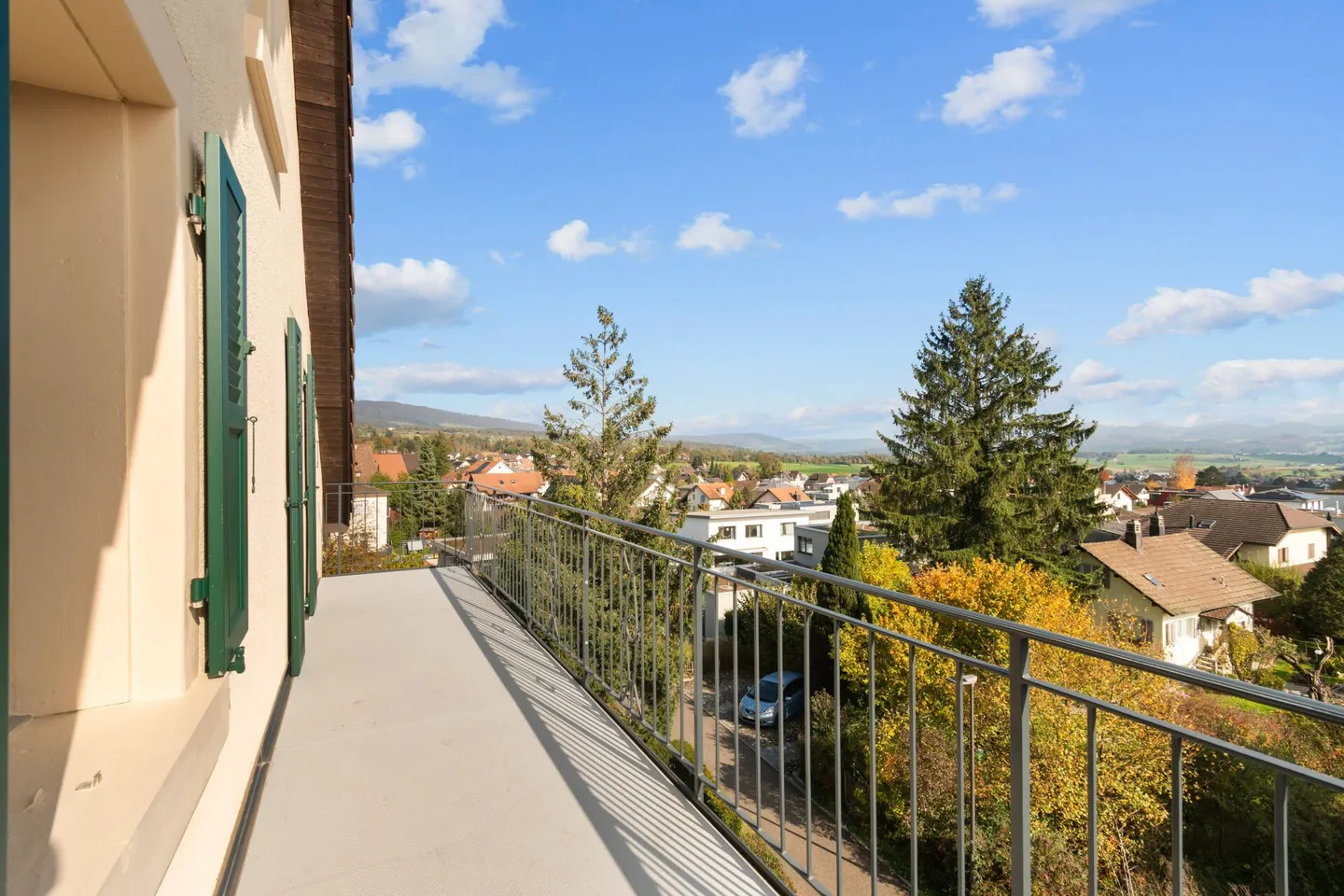 Attico su più piani con balcone e vista fantastica! - Foto 6 di 15