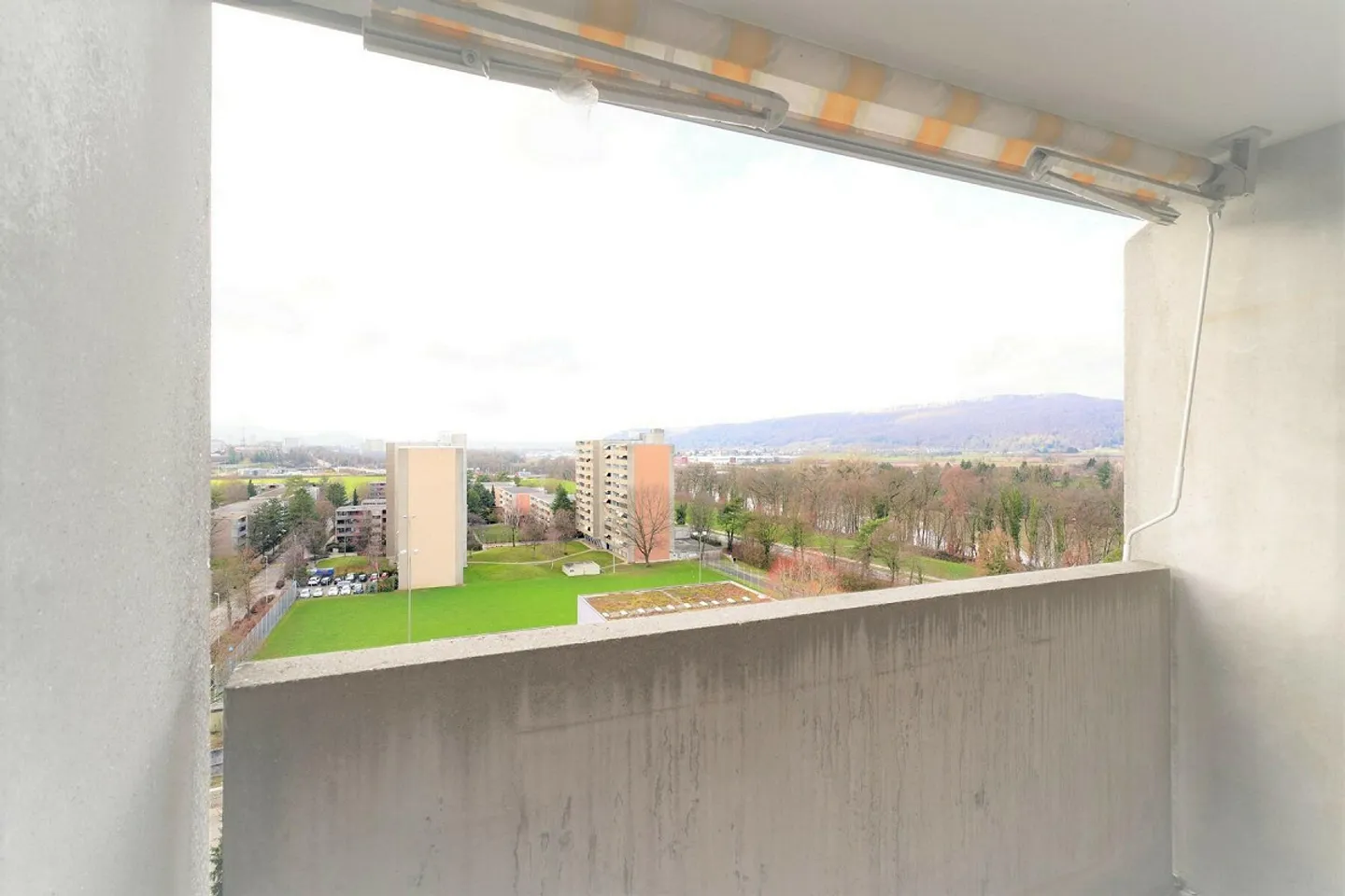 Helles Studio mit Service - Foto 5 von 5