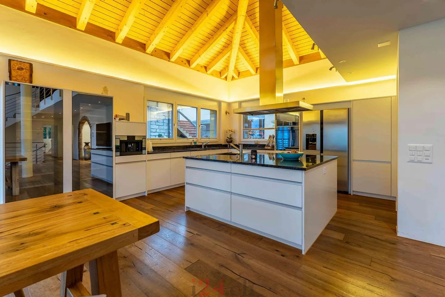 Tuscan Luxury Dream with Panoramic View – 7.5-Room Villa with Pool - Photo 10 of 19