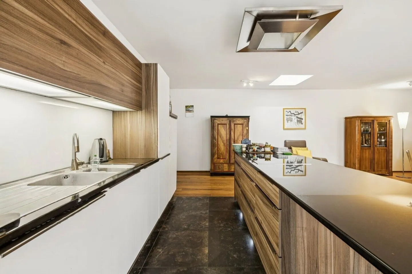 Loft con impressionante terrazza sul tetto nel «Gundeli» - Foto 4 di 9