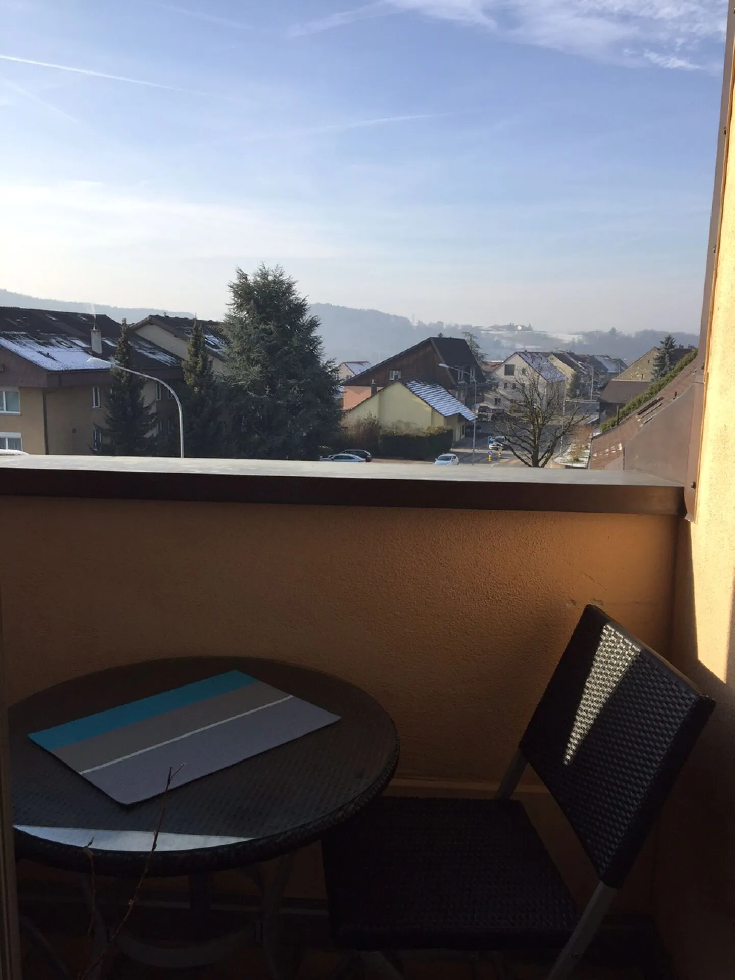 Stylish living in a former factory owner's villa - Photo 3 of 6