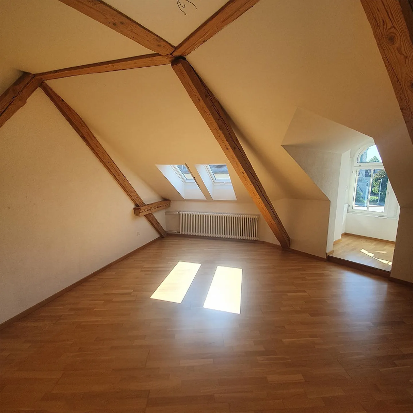 Charmant appartement Jugendstil - Photo 2 sur 12