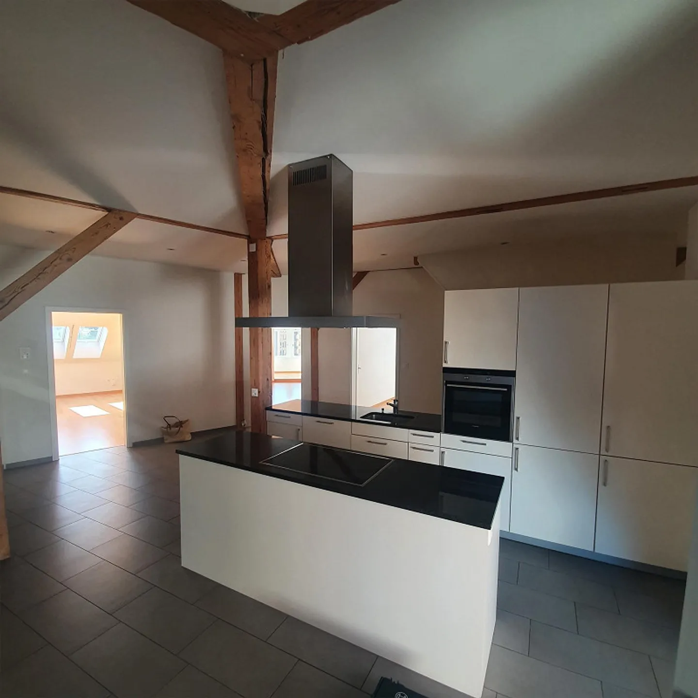 Charmant appartement Jugendstil - Photo 1 sur 12