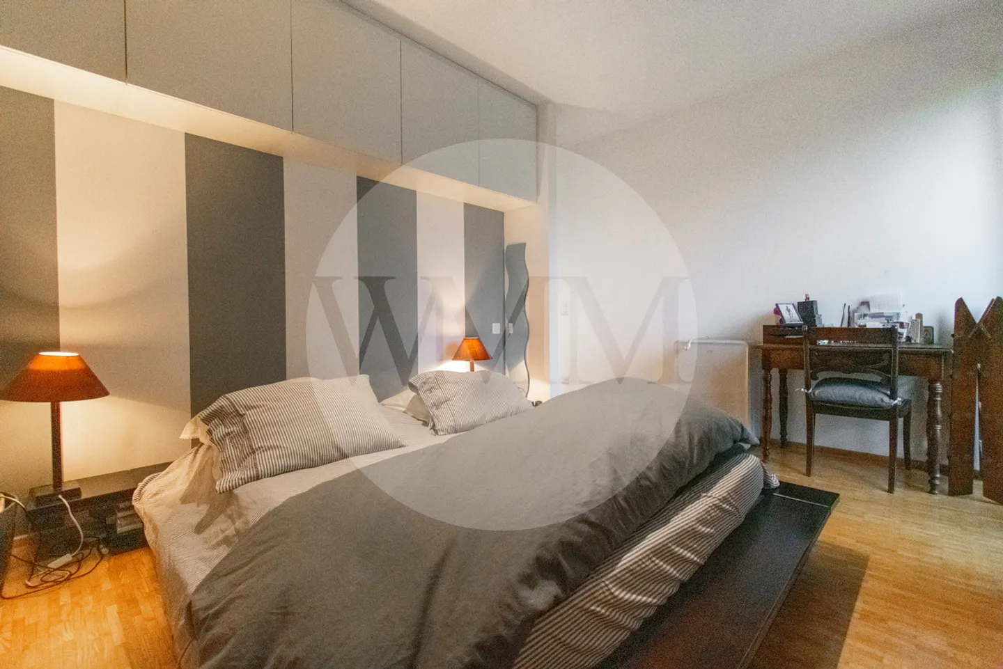 Moderne Villa mit Garten und Terrasse - Foto 11 von 15