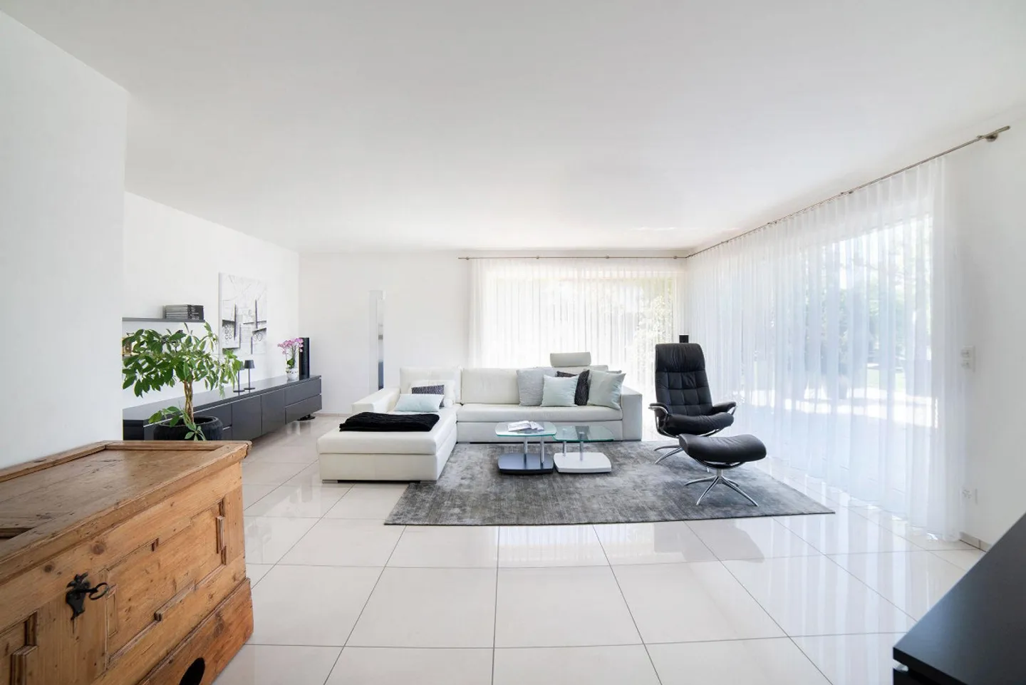 Maison individuelle bien entretenue avec jardin attrayant dans un quartier résidentiel calme - Photo 7 sur 15
